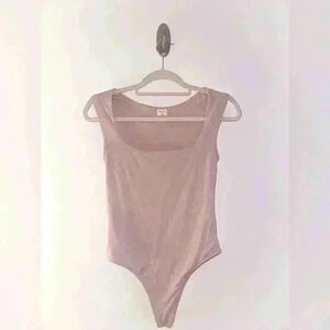 Wilfred Free Aritzia Pink Square Neck Bodysuit in Rose